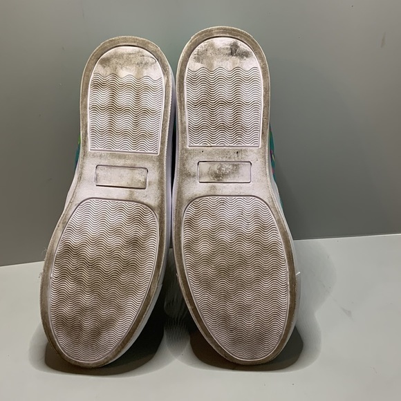 Bibbidi Bobbidi Bling Princess Castle slip on shoes. Women size 9 - Picture 8 of 8